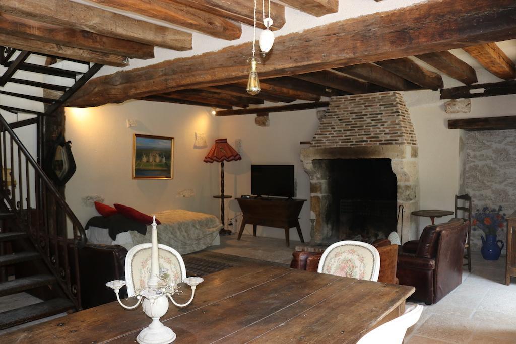 Maison D'Hotes Moulin Du Bas Pese Mont-pres-Chambord Bagian luar foto