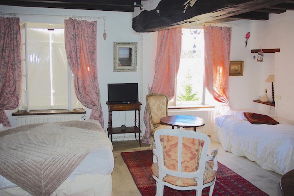 Maison D'Hotes Moulin Du Bas Pese Mont-pres-Chambord Bagian luar foto